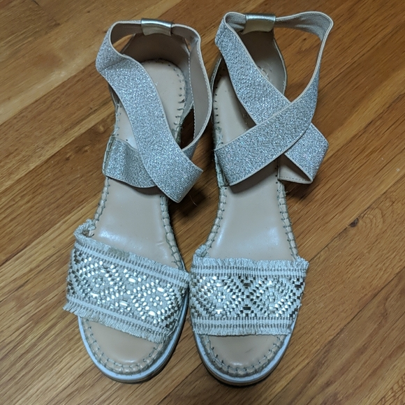 Tommy Wedges - Picture 1 of 5